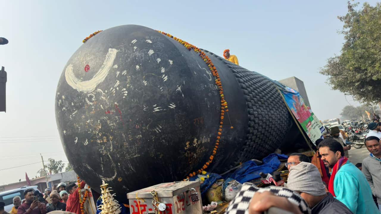 'Safety concerns': World's largest Shivling stranded in Bihar's Gopalganj due to 'weak bridge', says report