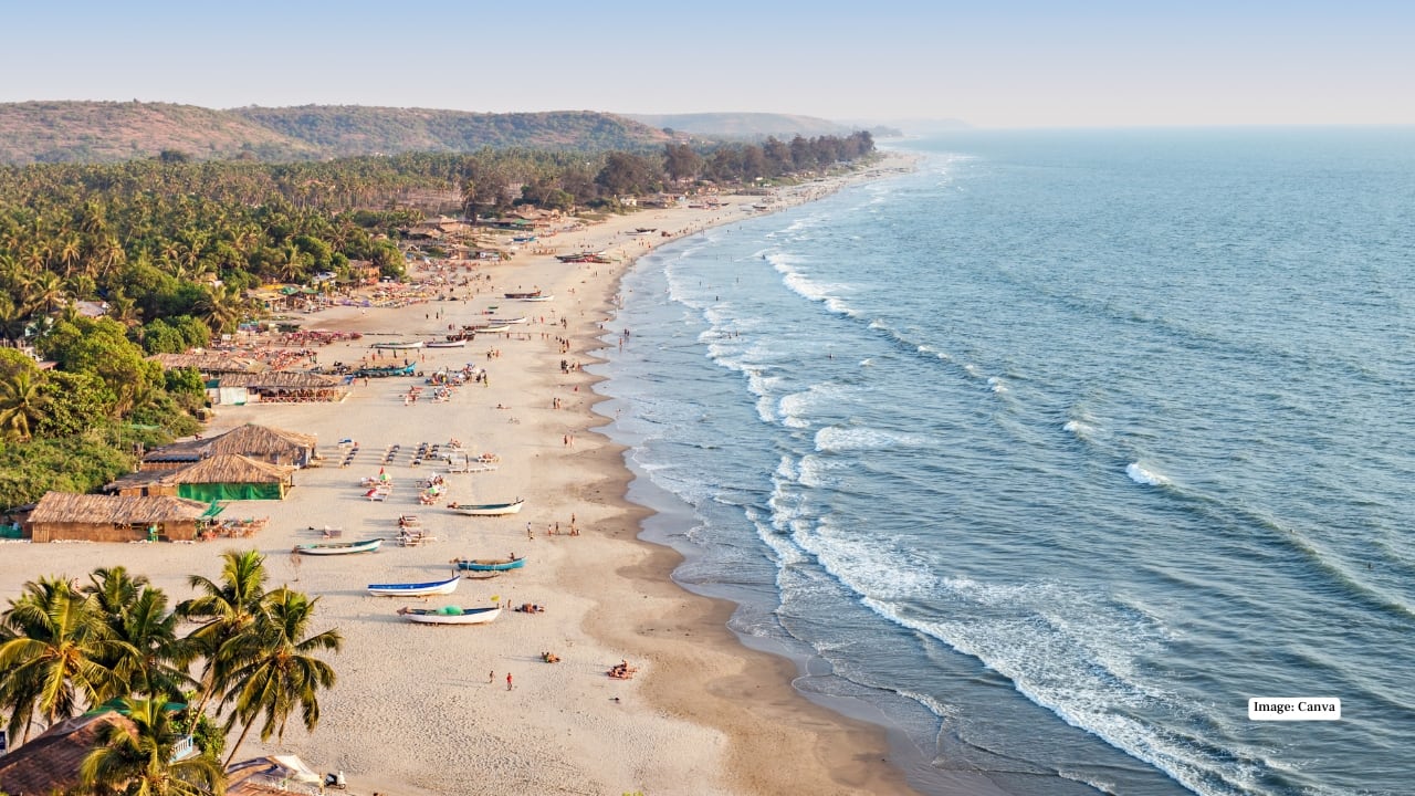 7. Goa, India – Sun, Sand, and Vibrant Life Goa remains one of India’s most accessible winter getaways, with February offering sunny days and cool nights. Beyond beaches, explore local markets, forts, and the lively Goan culture. Outdoor adventures like kayaking, river cruises, and beach sports are in full swing. Why Visit: Perfect for family vacations, beach hopping, and festival experiences. Best for: Families, solo travelers, and beach lovers.