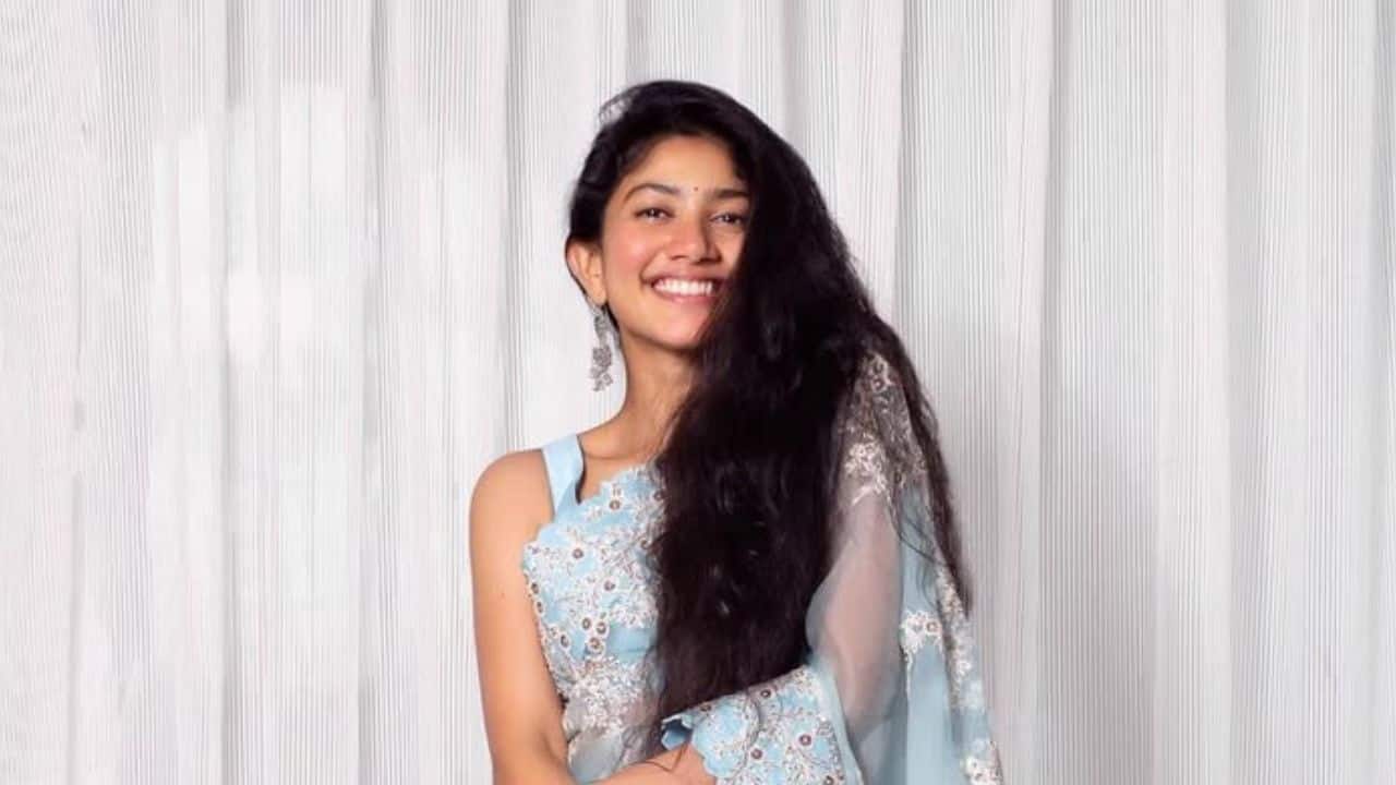 <strong>Sai Pallavi:</strong> A celebrated star in South cinema, Sai Pallavi will be making her Bollywood debut in Nitesh Tiwari’s magnum opus Ramayana. She will portray Sita, sharing the screen with Ranbir Kapoor as Lord Ram and KGF star Yash in the role of Ravana. The much-anticipated epic is slated for a grand release this Diwali.