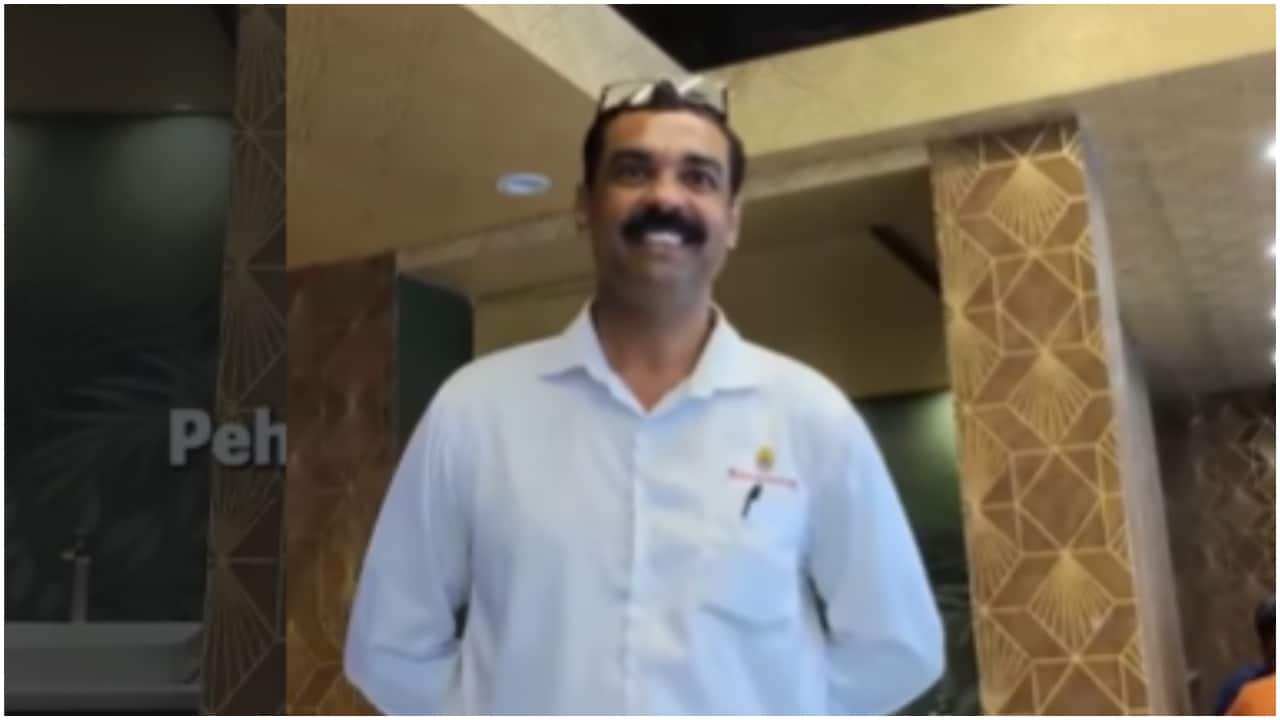Man chats with restaurant manager over dosa, discovers he spent 16 years at ISRO. Here's why he quit