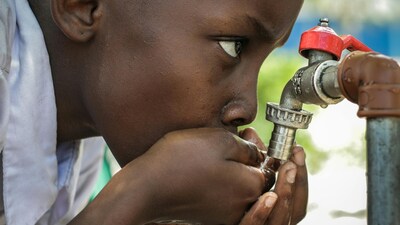Contaminated drinking water in Indore has caused 16 deaths and over 1,400 illnesses.
Now comes a rare complication: a suspected case of Guillain-Barre Syndrome. (Pic credit: Pexels)