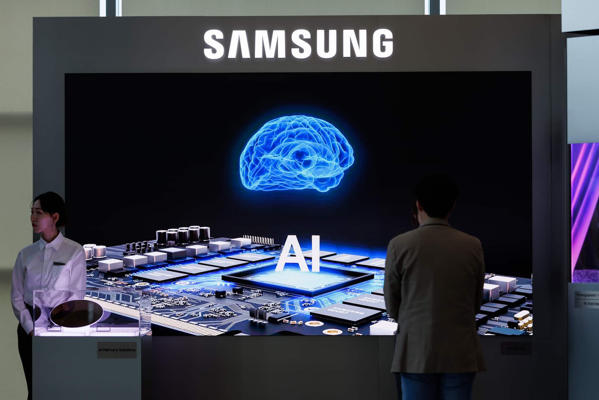 Samsung posts record profit after AI supercharges memory market