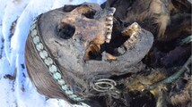 DNA analysis reveals 18th-century Siberian Shaman woman had closely related parents