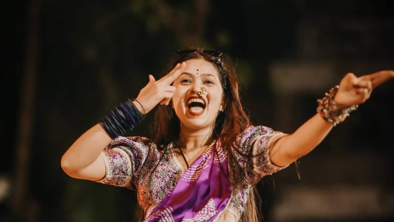 Gautami Patil - A hugely popular Lavani performer, Gautami Patil brings mass appeal and cultural resonance. Her rumoured participation could significantly boost viewership, especially from rural and folk-art-loving audiences. Inside the house, her confidence and strong personality could make her both admired and controversial.