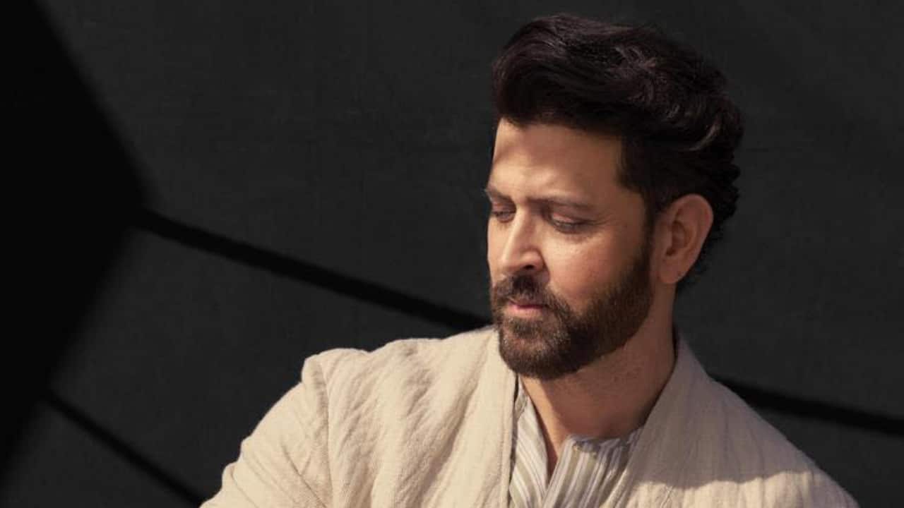He Struggled With Depression After Early Stardom - After the massive success of Kaho Naa Pyaar Hai, Hrithik faced an unexpected emotional crash. The sudden fame, pressure, and constant scrutiny took a toll on his mental health. He has openly spoken about dealing with depression during that phase and seeking professional help, helping normalise conversations around mental well-being.