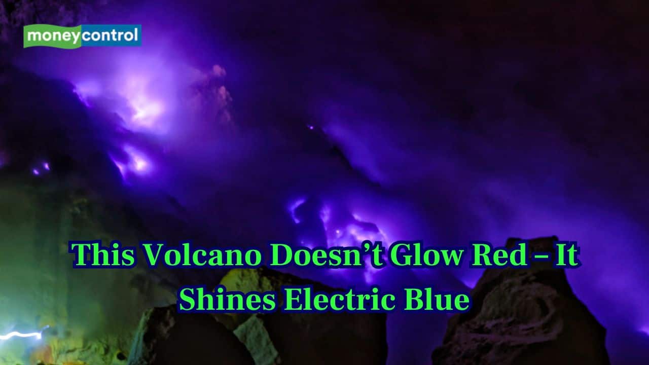 Science explained behind this Indonesian volcano that glows bright in "blue" colour
