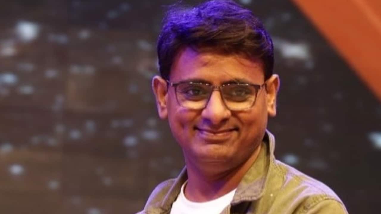 Sagar Karande - Sagar Karande is loved for comedy and timing, and reports place him among the core Season 6 entrants. The fun part is that comedians often read people, then weaponize humor.  He could become the house mood setter or the one who exposes hypocrisy loudly. Expect jokes, jabs, and unexpected seriousness.