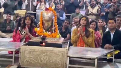 Shilpa Shetty visits Mahakal