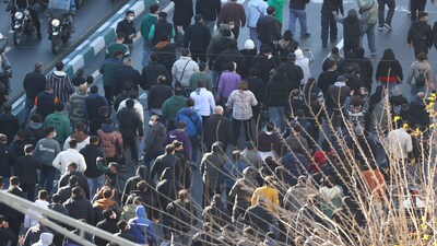 Iran unrest amid rallies, Trump talks
