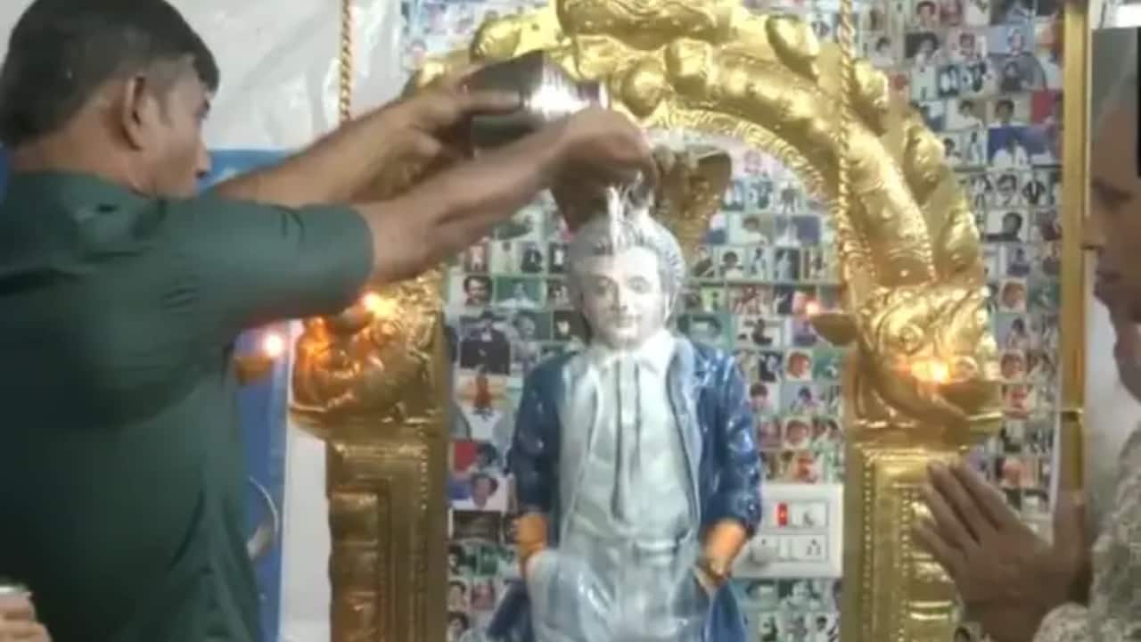 Pongal with Thalaiva: Madurai fan offers prayers to Rajinikanth’s 300 Kg idol at home temple