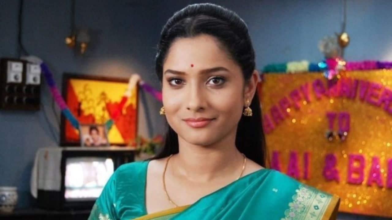 Archana Deshmukh from Pavitra Rishta Archana, a sweet-natured but uneducated woman, struggled with societal expectations and her family's initial demands regarding her lack of education and job skills, leading to personal and professional hurdles.