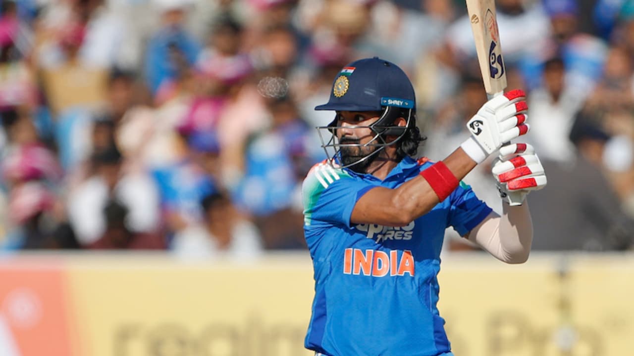 India vs West Indies 3rd ODI: KL Rahul Anchors Innings