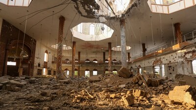 A general view of a damaged structure of an Islamic seminary after Indian strikes in Ahmedpur Sharqia, about 7 kilometers from Bahawalpur in Pakistan's Punjab province, on May 7, 2025. (Photo by Shahid Saeed MIRZA / AFP)