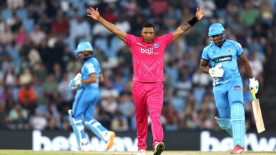 Ottneil Baartman scripts history with hat-trick in SA20. (Photo: SA20)