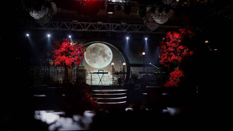 Nupur Sanon & Stebin Ben wedding reception decor (Image: Acube Project)