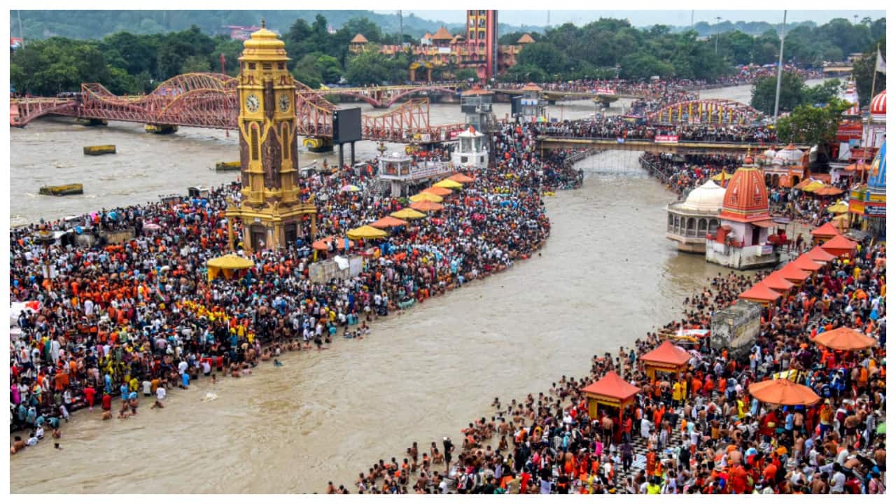 Haridwar: Hoardings, posters barring entry of non-Hindus installed at Har-ki-Pauri amid govt deliberations