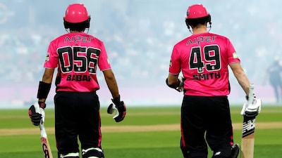 Steve Smith denied a single to Babar Azam to keep strike for Power Surge. (Photo: X)
