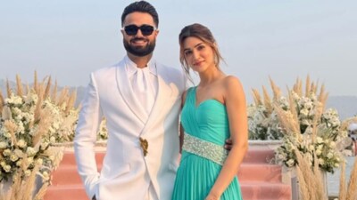 kriti with kabir posed at sister wedding