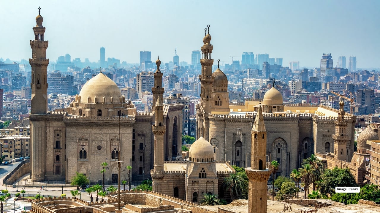 10. Cairo, Egypt – Score: 54.5 Cairo blends ancient history with bustling modern life. Explore centuries-old coffeehouses, vibrant souqs, and the timeless streets of the city’s core, designated a UNESCO World Heritage site. From historic mosques to lively markets, Cairo gives travellers a genuine experience of Egypt’s culture, history, and everyday rhythms.