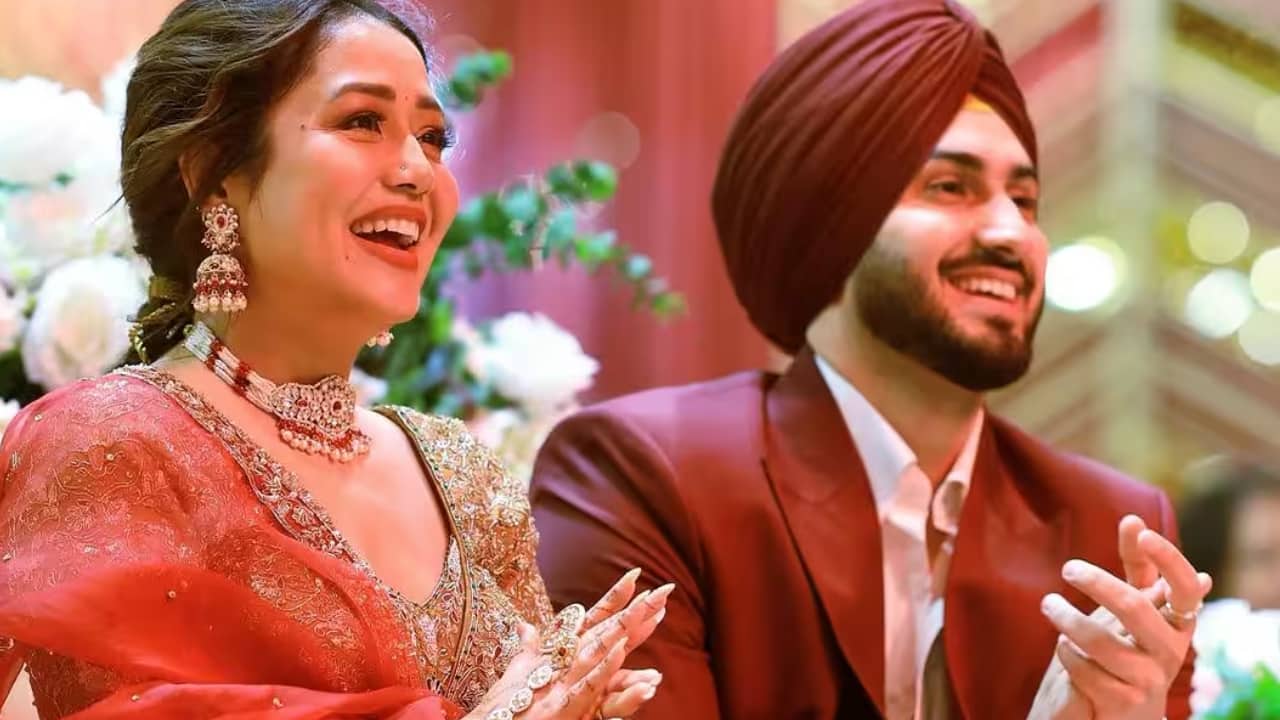 Neha Kakkar clarifies divorce rumours after cryptic break announcement