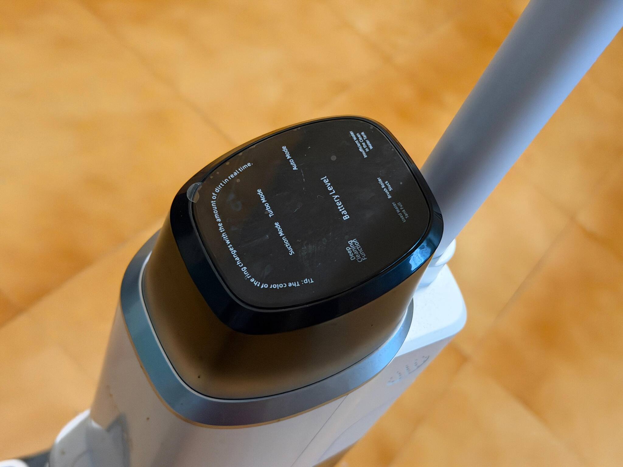 Battery life and charging The K10 Pro offers up to 30 minutes of runtime in auto mode, covering roughly 200 square metres under typical conditions. This is sufficient for most apartments and mid-sized homes in a single session. Battery drain remains predictable even during wet cleaning. Charging takes around 4.5 hours, which means the vacuum fits better into planned daily or alternate-day cleaning routines rather than frequent short sessions throughout the day.