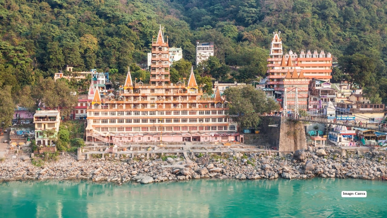 2. Rishikesh, Uttarakhand If your idea of a holiday involves slowing down rather than sightseeing marathons, Rishikesh fits perfectly. Easy to reach from Delhi and nearby cities, it offers budget hostels, peaceful riverside cafés and scenic views of the Ganges. Spend your time at the evening Ganga aarti, try river rafting (weather permitting), explore Tapovan or simply enjoy the calm. It’s one of the most affordable spiritual-meets-adventure escapes for a long weekend.