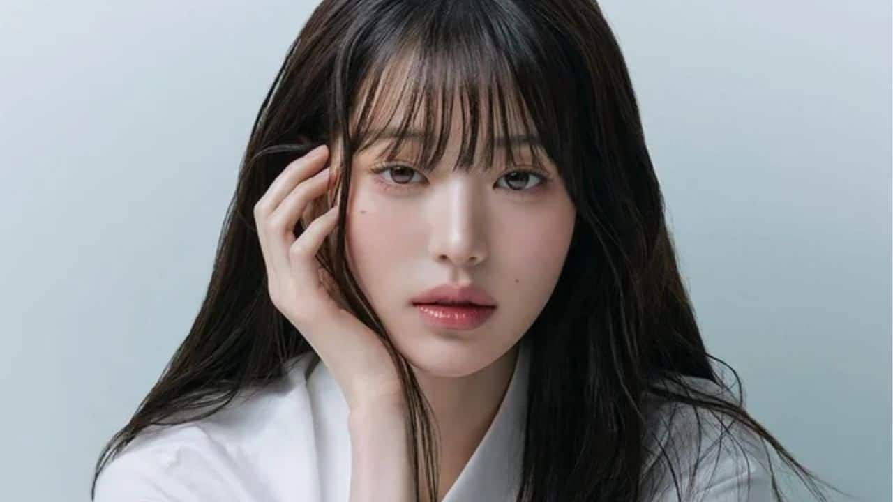 IVE’s Jang Wonyoung writes lyrics for group's upcoming pre-release “BANG BANG”