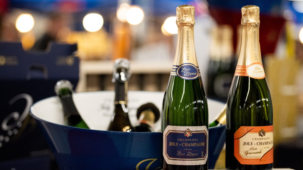 France says Trump must stop threatening Champagne tariffs