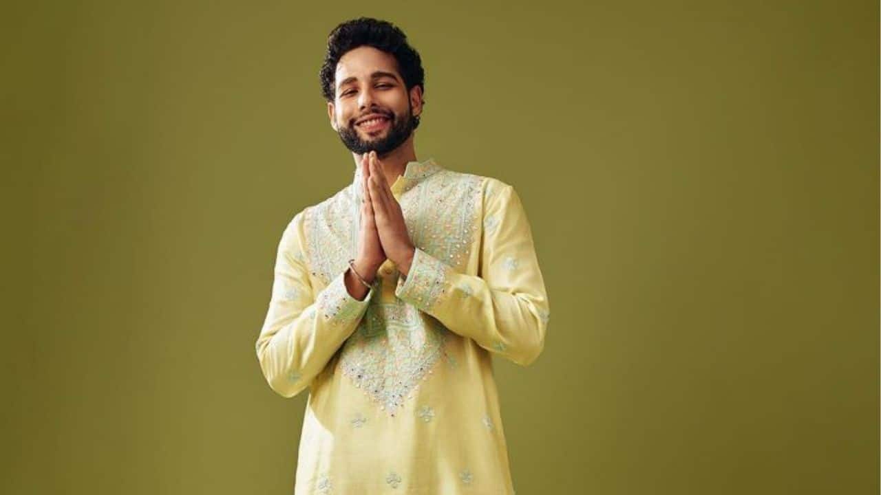 Siddhant Chaturvedi reveals being bullied in school over his looks: ‘I used to think curly hair mein ajeeb sa lag raha hoon’