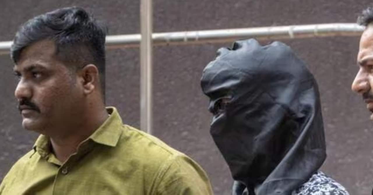 Actor Kamaal R. Khan appears before the Bandra Court after the Oshiwara firing incident