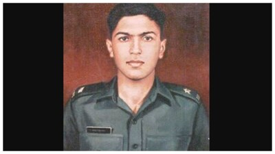 Second Lieutenant Arun Khetarpal (Courtesy: X | @rajnathsingh)