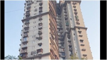This society in Mumbai pays residents Rs 2.5 lakh annually, doesn't charge maintenance. Paytm founder reacts