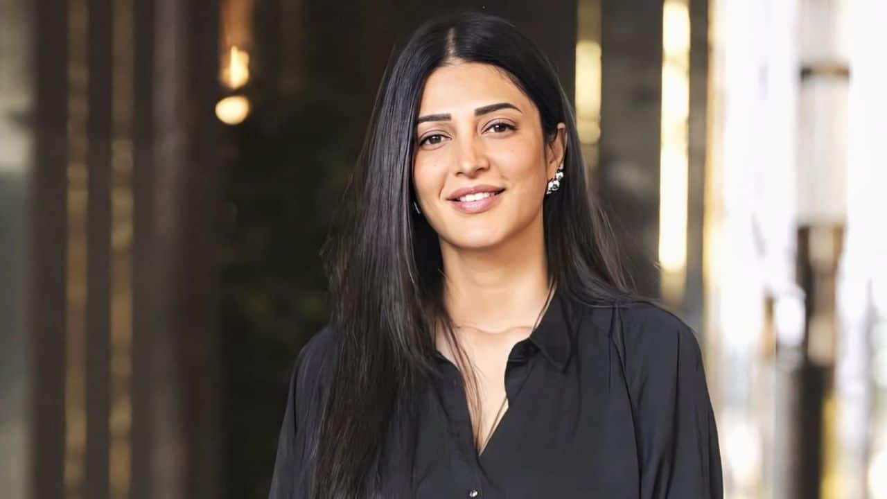 Building a Pan-Indian Presence Her filmography showcases this versatility and reach. From Telugu blockbusters such as Salaar, Srimanthudu and Race Gurram to impactful Tamil films like 3, Vedalam and the much-loved Coolie, Shruti has consistently been part of stories that resonated with wide and diverse audiences. In Hindi cinema as well, films like Ramaiya Vastavaiya and Luck marked significant milestones in her career.