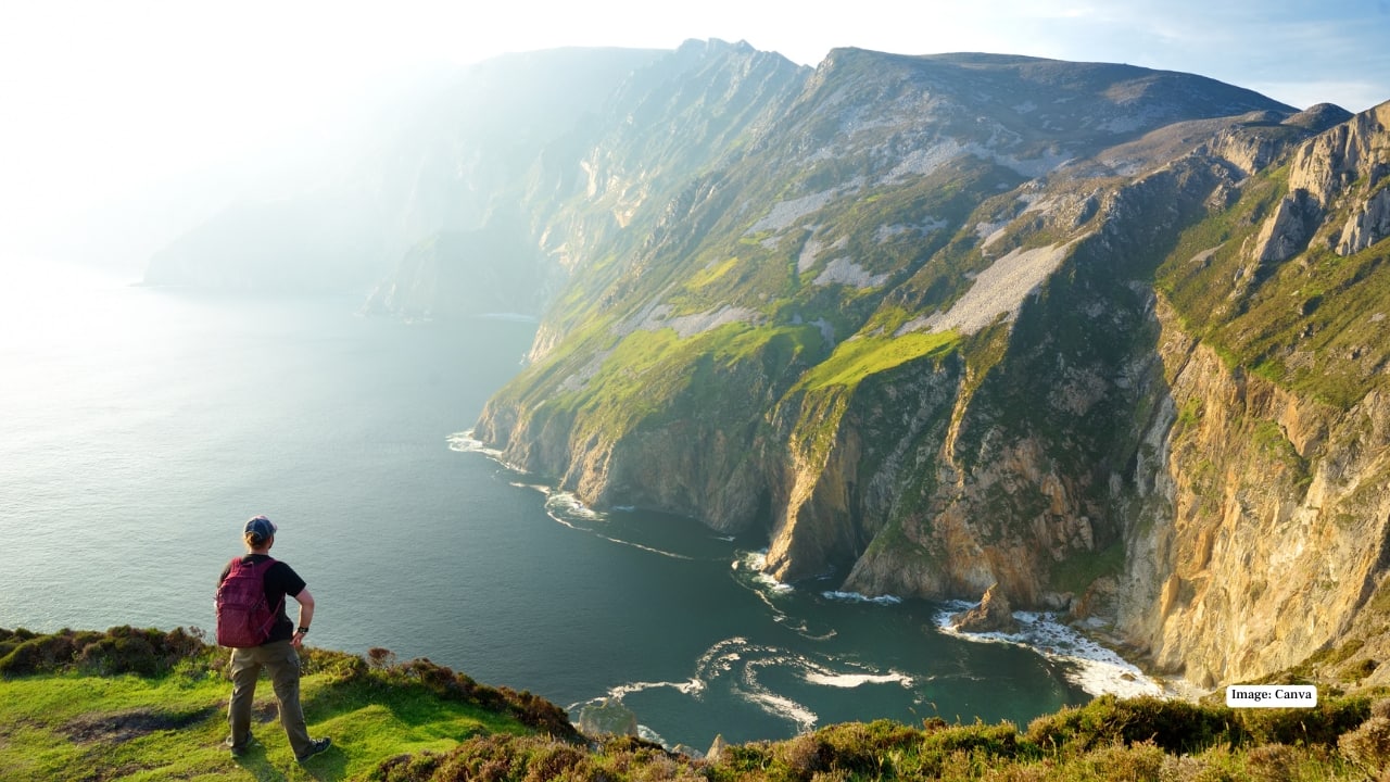 <strong>4. Slieve League, Ireland</strong><br /><strong>Eye-Catching Score: 82.9/100</strong><br />Europe’s highest-ranked entry, Slieve League in County Donegal, captured attention faster than any other mountain in the study—just 1.41 seconds to first fixation. These sea cliffs rise nearly 600 metres above the Atlantic Ocean, offering sweeping coastal views across Donegal Bay. On clear days, visitors can even spot Ben Bulben, another Irish peak featured in the wider rankings.