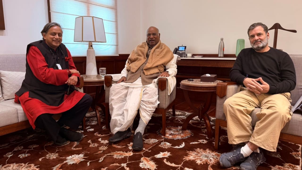 'All is well, we're on the same page': Tharoor after meeting Rahul, Kharge amid rift speculation