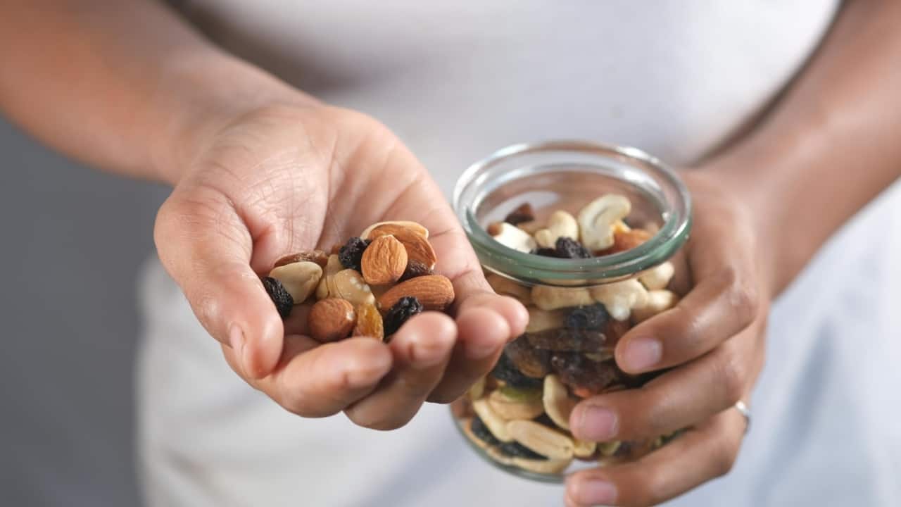 Add these food items to your daily diet to improve calcium levels naturally