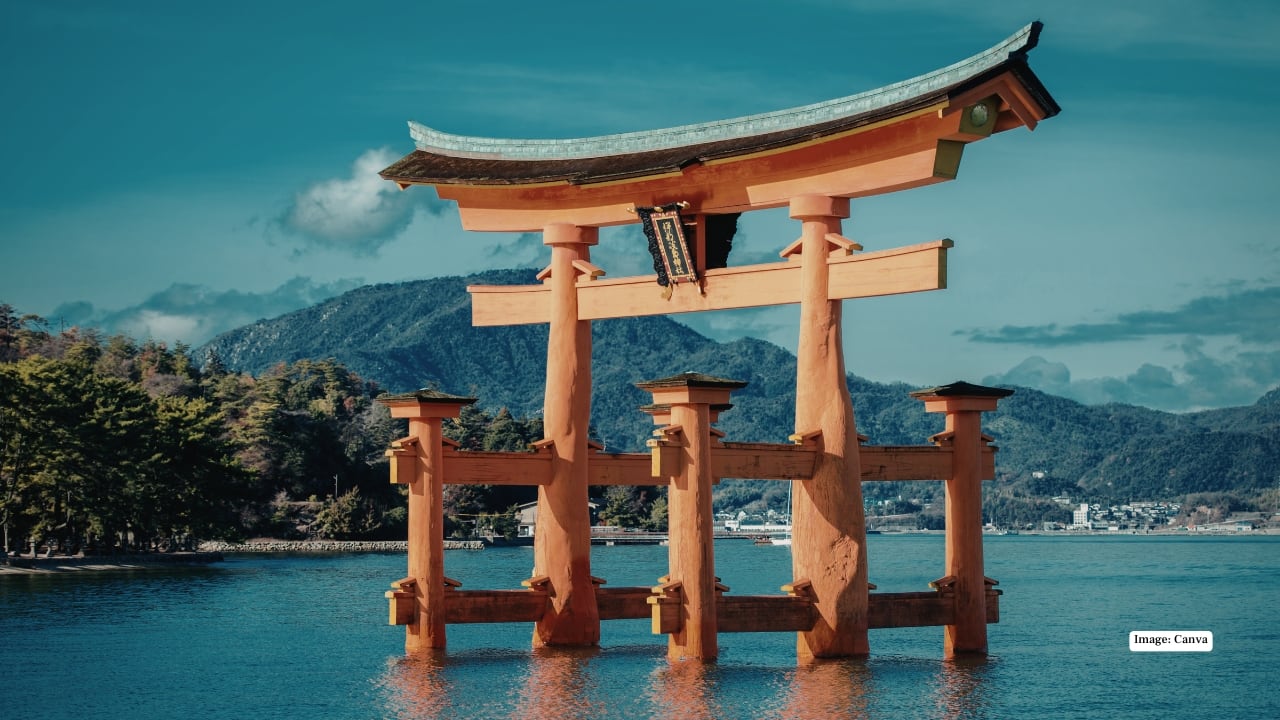 4. Japan – 120,729 islands Japan’s island tally jumped dramatically after a major remapping exercise in 2023 using advanced satellite technology. The update identified thousands of previously unrecorded islands that met stricter criteria, including minimum coastline length. While most are uninhabited, the revised figure highlights how scattered Japan’s landmass truly is.