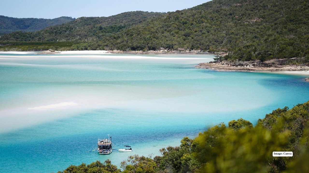 9. Australia – 8,222 islands Often thought of as a single continental landmass, Australia also boasts thousands of offshore islands. From Tasmania in the south to the Torres Strait islands in the north, these landmasses reflect the country’s long coastline and diverse marine geography.