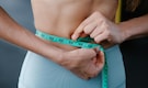 These 8 simple habits will help you get a slimmer waist in just 28 days, says a fitness coach