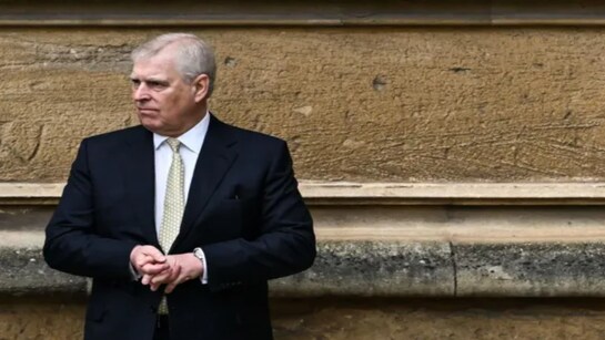 Former prince Andrew Windsor apparently 'invited Epstein to Buckingham Palace': Files