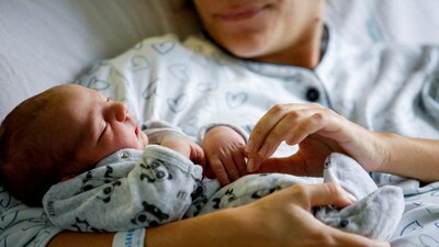Florida couple sues Orlando IVF clinic after baby mix-up. (Image credit: Reuters)