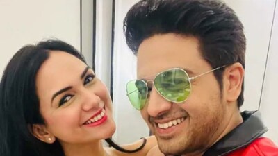 Akanksha Chamola posted a black-and-white photo on Instagram, accompanying it with a heartfelt line that instantly resonated emotionally.