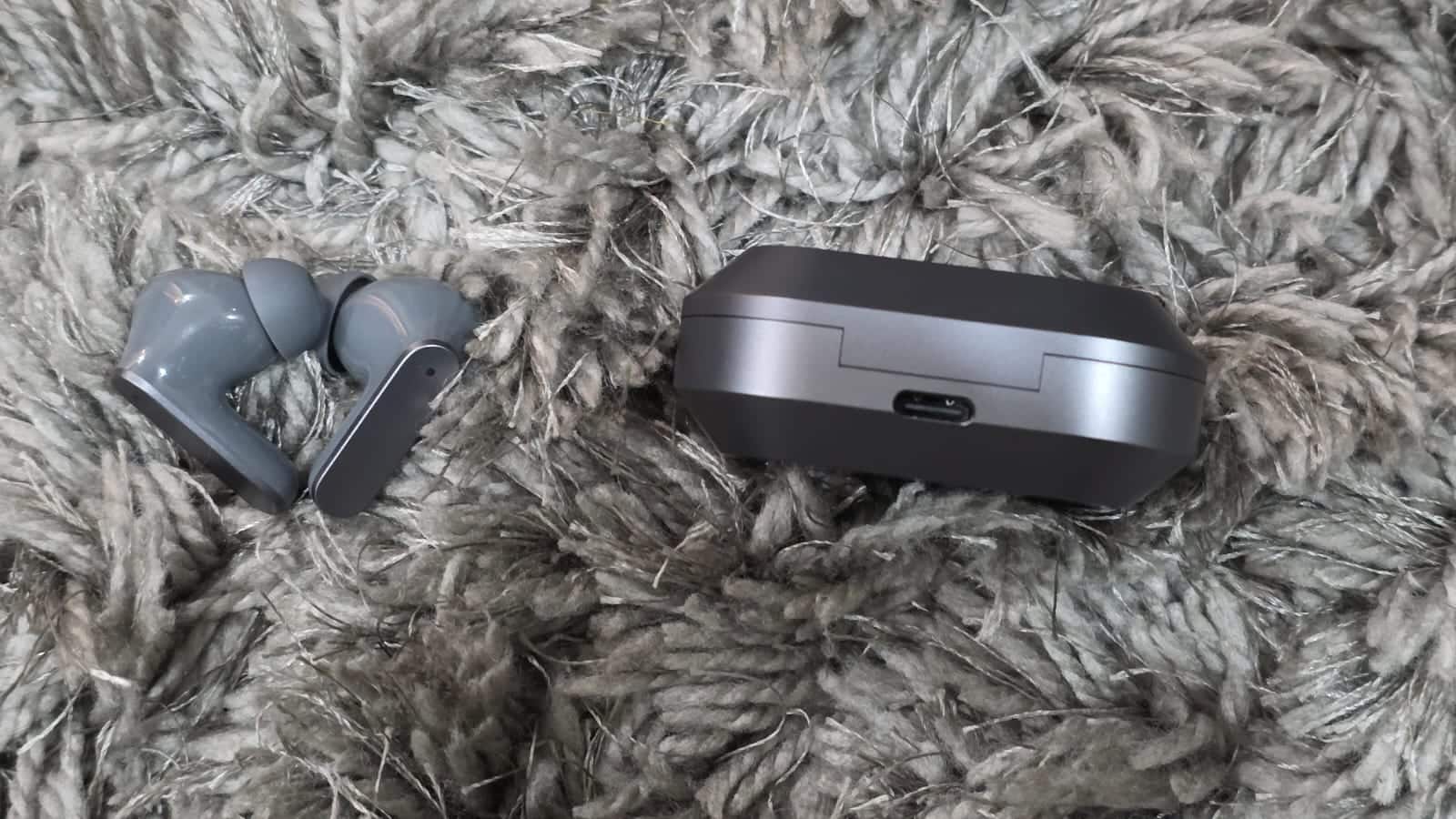 Battery and charging Battery life is one of the more consistent strengths of the Buds Air 8. With ANC enabled and LHDC active, the earbuds deliver around six hours of playback on a single charge. Disabling ANC and using the AAC codec extends this closer to eight hours. With the charging case, total usage comfortably stretches across several days of moderate listening. Fast charging support adds convenience, providing hours of playback after a short charging session. Wireless charging is not supported, which is expected at this price point and does not feel like a major omission.