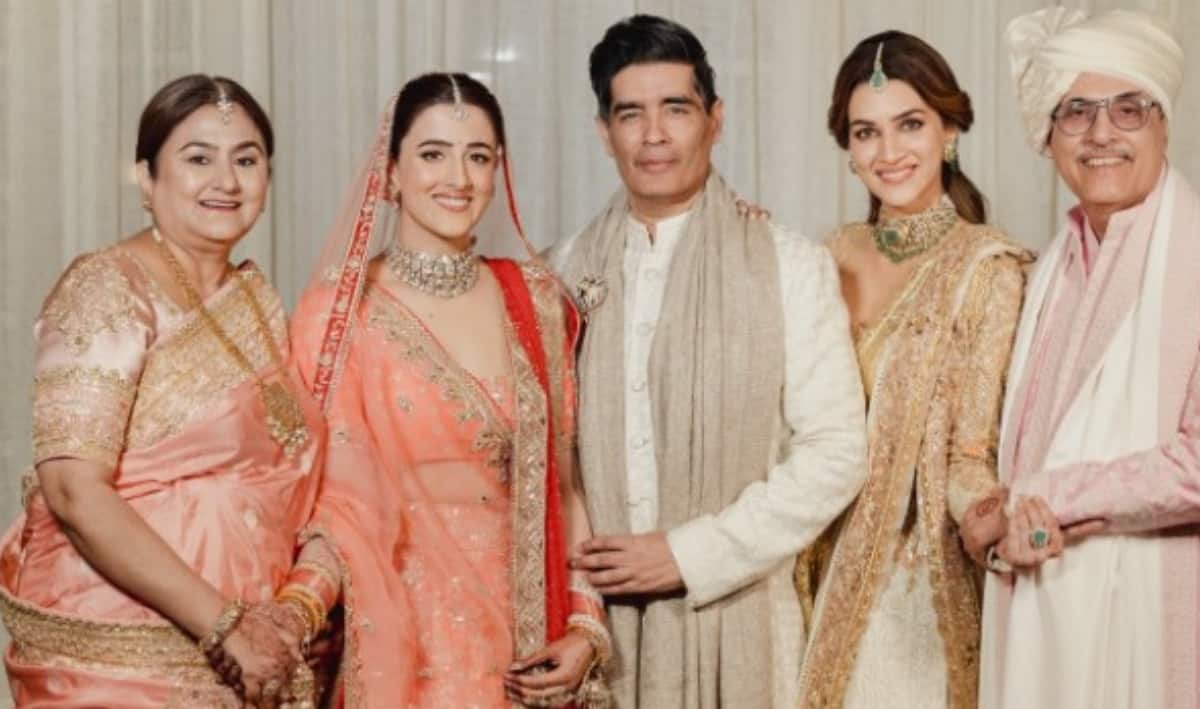 Kriti Sanon posts emotional thank-you note to Manish Malhotra for styling family at sister’s Hindu wedding