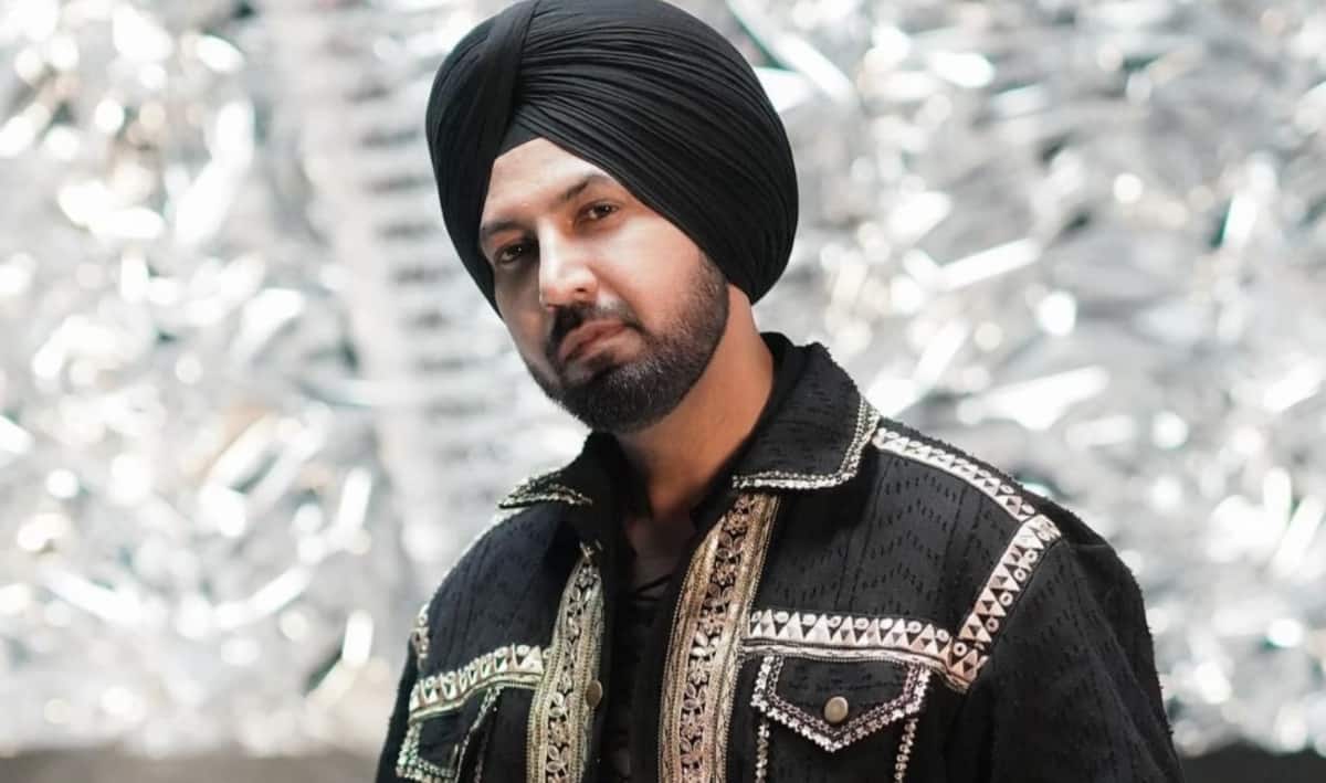 Gippy Grewal<br />In November 2023, Punjabi singer Gippy Grewal’s Vancouver home was fired at by unknown attackers. The Lawrence Bishnoi gang later claimed responsibility, reportedly warning him to stop praising rival artists.