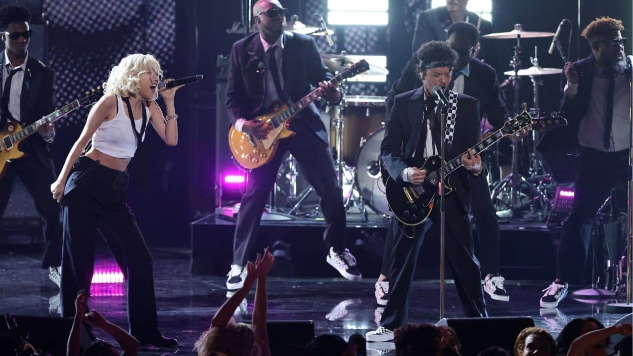 Grammy Awards 2026: Rosé and Bruno Mars kick off the award show with electric performance on APT