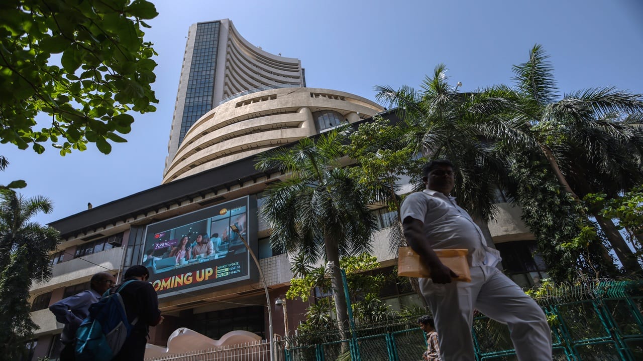 AI worries drag 5-year CAGR returns of India’s top IT firms