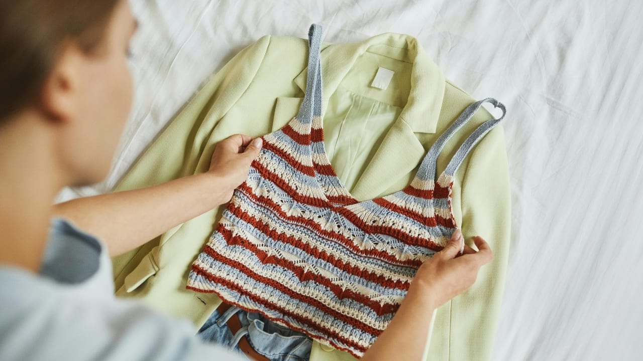 Easy style tips to transition your wardrobe from winter to spring