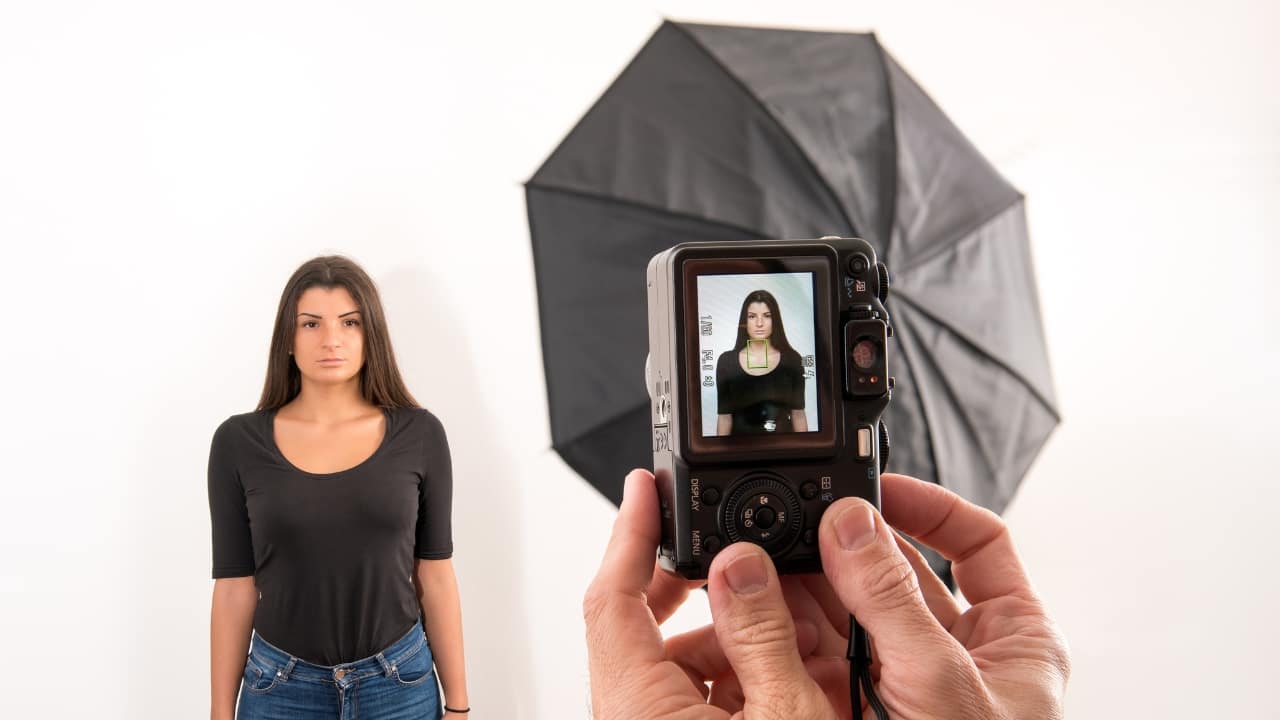 This is the one colour experts say you should never wear in a passport photo