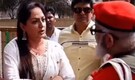 Upasana Singh makes serious allegations against Deepak Kajri Kejriwal in viral clip: "Ye ladies ke saath batmeezi kar rahe hai"